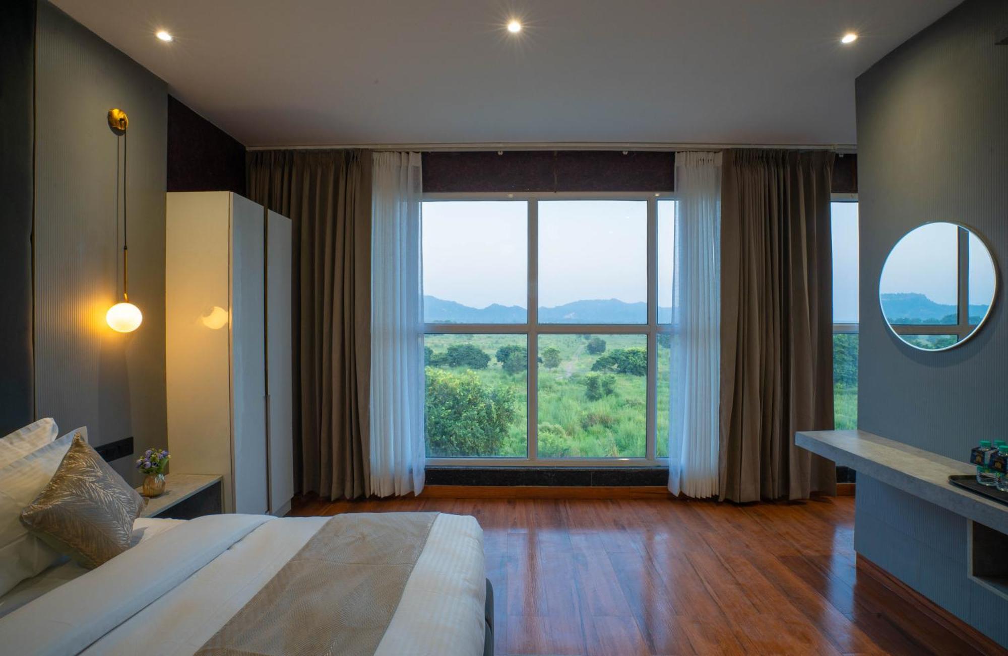 Sukoon By The Ganges - A Riverside Retreat Харидвар Экстерьер фото