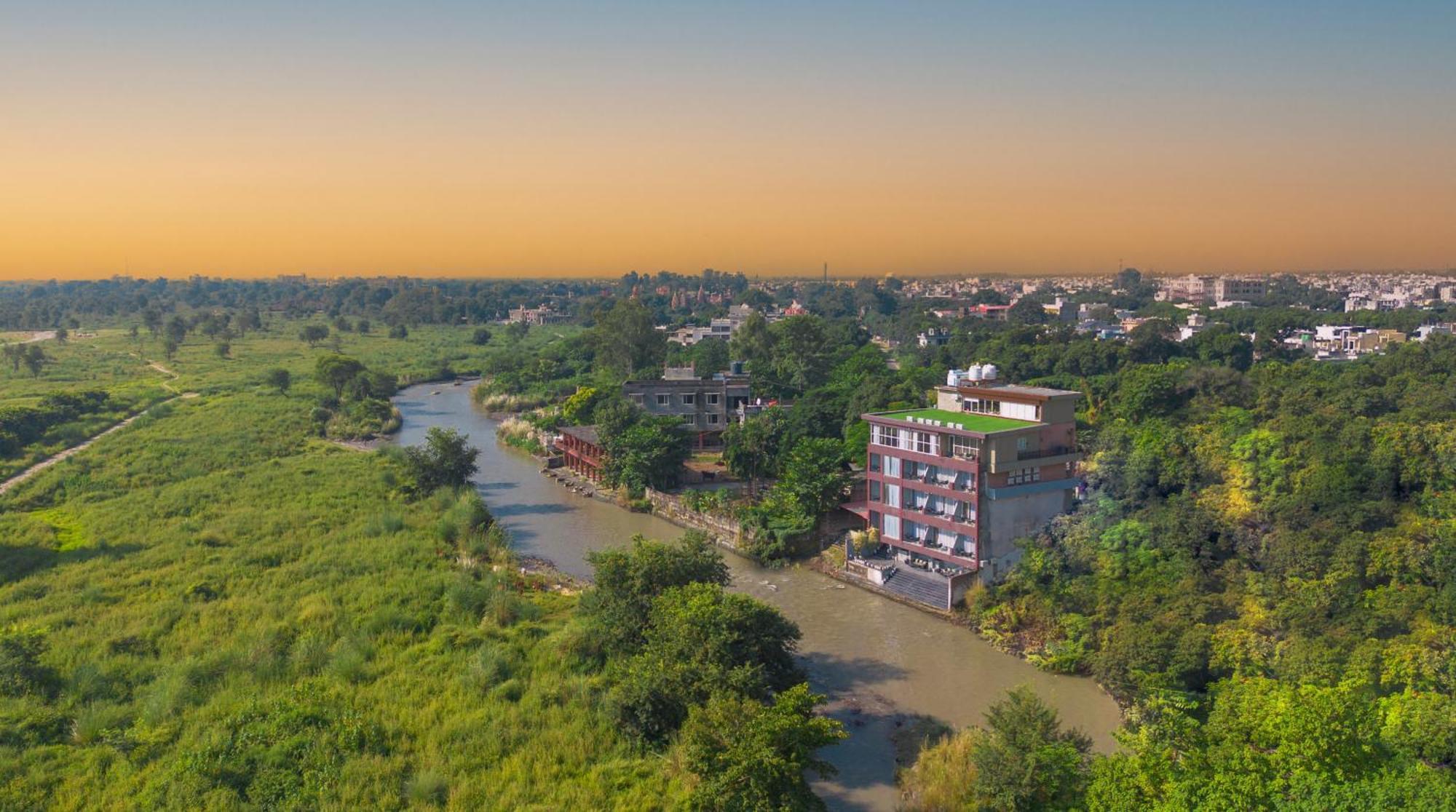Sukoon By The Ganges - A Riverside Retreat Харидвар Экстерьер фото
